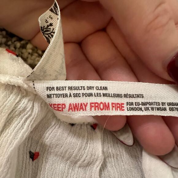 Free People Intimately white heart print v-neck babydoll tank top size S - Picture 7 of 13